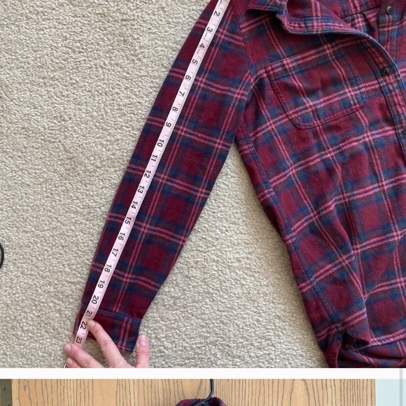 Madewell Classic Flannel XS Maroon and Navy - Picture 8 of 9